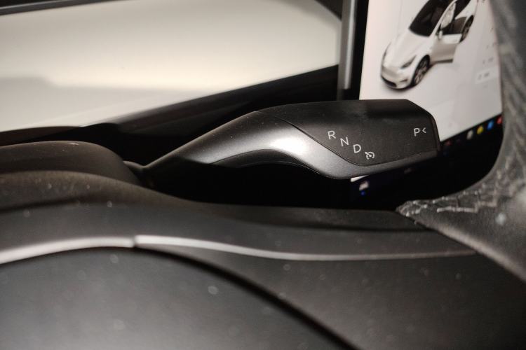 Used Tesla Model Y 2021 Standard Range Rear-Wheel Drive Version Gear Lever