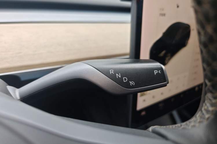 Used Tesla Model Y 2021 Standard Range Rear-Wheel Drive Version Gear Lever