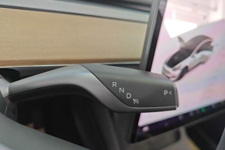 Used Tesla Model Y 2021 Standard Range Rear-Wheel Drive Version Gear Lever