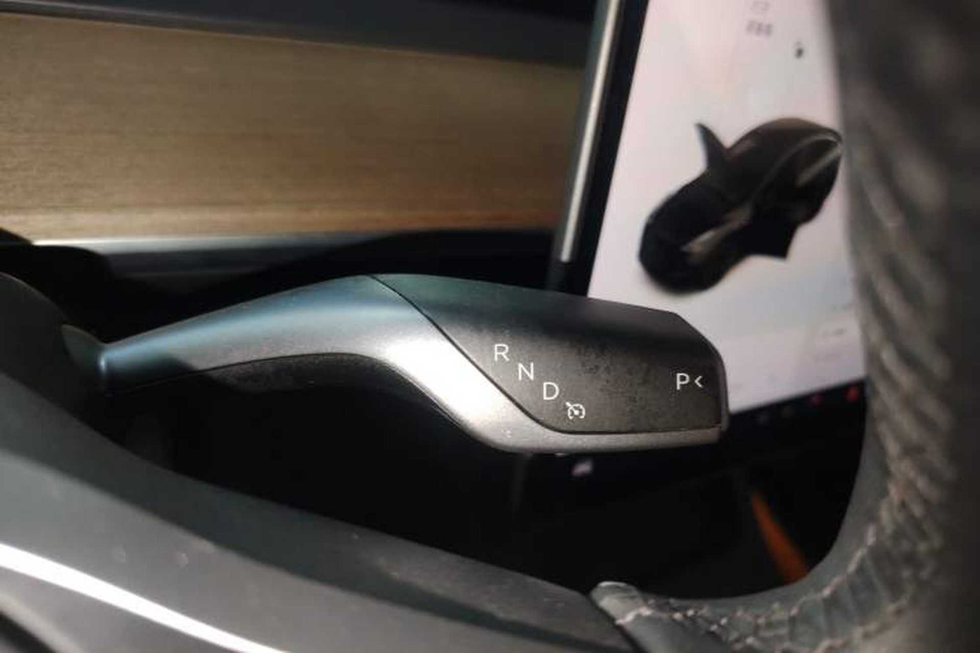 Used Tesla Model Y 2021 Standard Range Rear-Wheel Drive Version Gear Lever