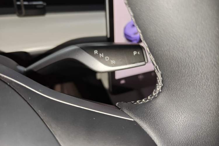 Used Tesla Model Y 2021 Performance High-Performance All-Wheel-Drive Version Gear Lever