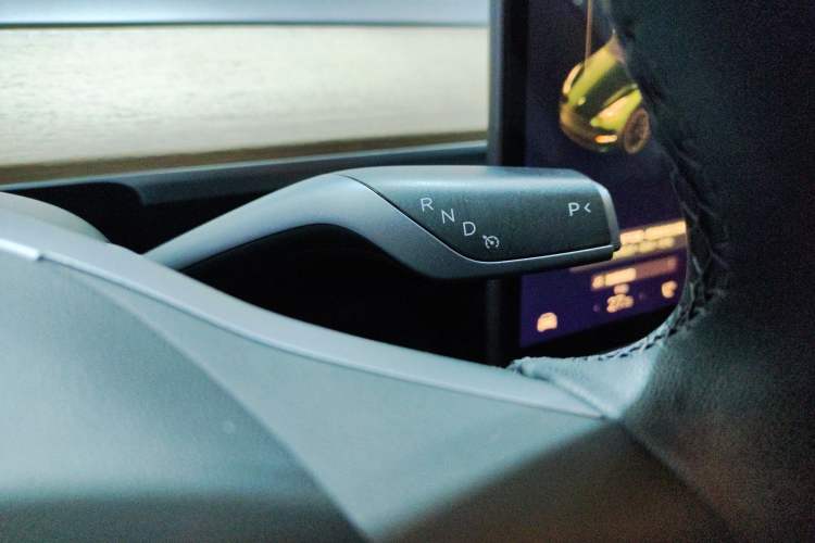 Used Tesla Model Y 2021 Long-Range All-Wheel-Drive Version Gear Lever