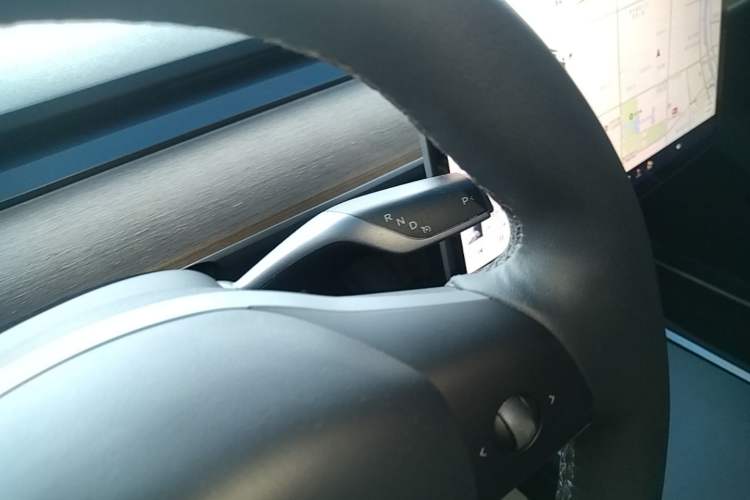 Used Tesla Model Y 2021 Standard Range Rear-Wheel Drive Version Gear Lever