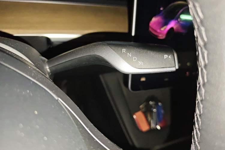 Used Tesla Model Y 2021 Standard Range Rear-Wheel Drive Version Gear Lever
