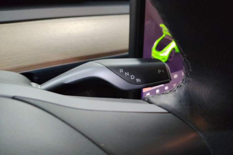 Used Tesla Model Y 2021 Standard Range Rear-Wheel Drive Version Gear Lever