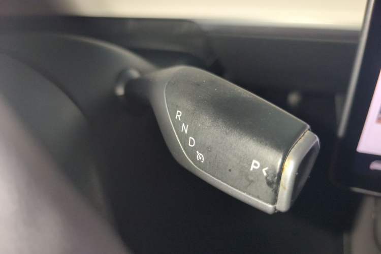 Used Tesla Model Y 2021 Standard Range Rear-Wheel Drive Version Gear Lever