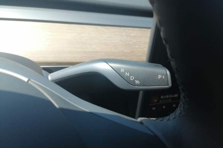 Used Tesla Model Y 2021 Revised Version 2 Long-Range All-Wheel-Drive Edition Gear Lever