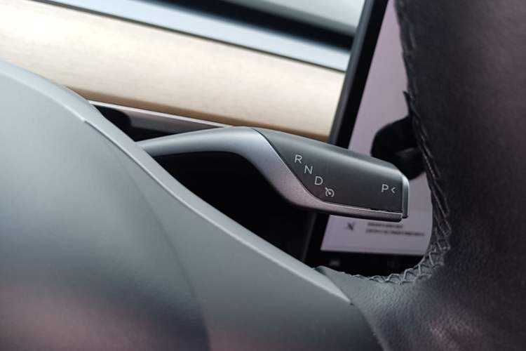 Used Tesla Model Y 2021 Long-Range All-Wheel-Drive Version Gear Lever