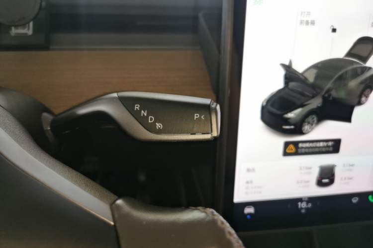 Used Tesla Model Y 2021 Standard Range Rear-Wheel Drive Version Gear Lever
