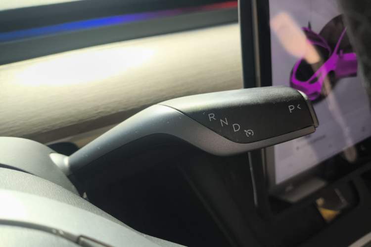 Used Tesla Model Y 2021 Standard Range Rear-Wheel Drive Version Gear Lever