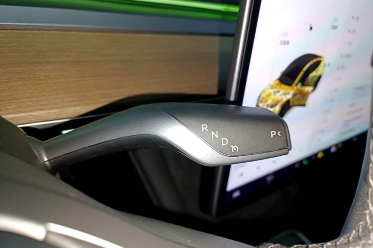 Used Tesla Model Y 2021 Long-Range All-Wheel-Drive Version Gear Lever