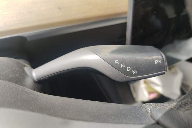 Used Tesla Model Y 2021 Standard Range Rear-Wheel Drive Version Gear Lever