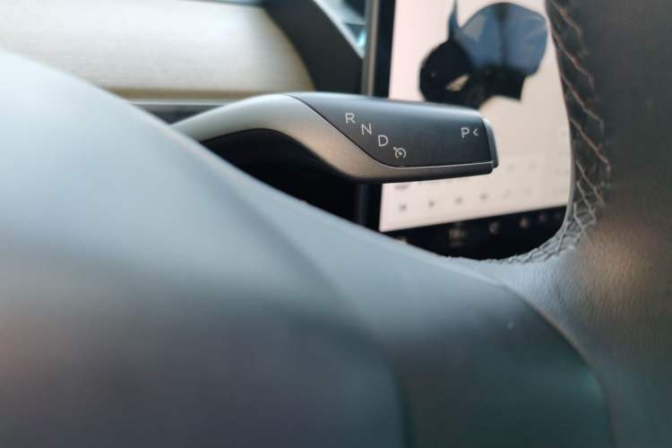 Used Tesla Model Y 2021 Standard Range Rear-Wheel Drive Version Gear Lever
