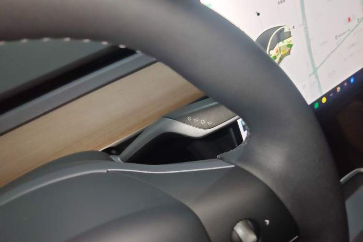 Used Tesla Model Y 2021 Standard Range Rear-Wheel Drive Version Gear Lever
