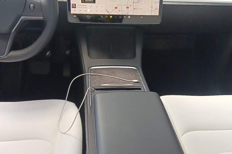 Used Tesla Model Y 2021 Long-Range All-Wheel-Drive Version 3D7 Gear Lever
