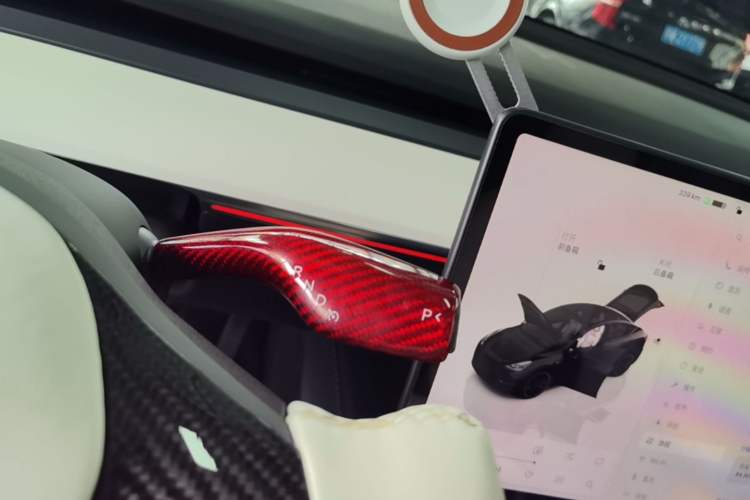 Used Tesla Model Y 2021 Performance High-Performance All-Wheel-Drive Version Gear Lever