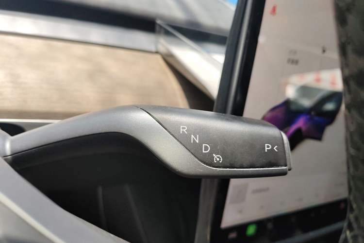 Used Tesla Model Y 2021 Standard Range Rear-Wheel Drive Version Gear Lever