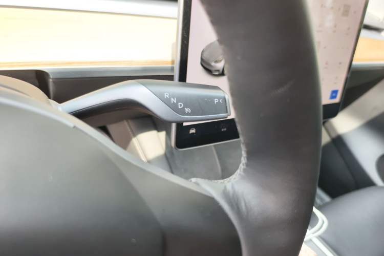 Used Tesla Model Y 2021 Standard Range Rear-Wheel Drive Version Gear Lever