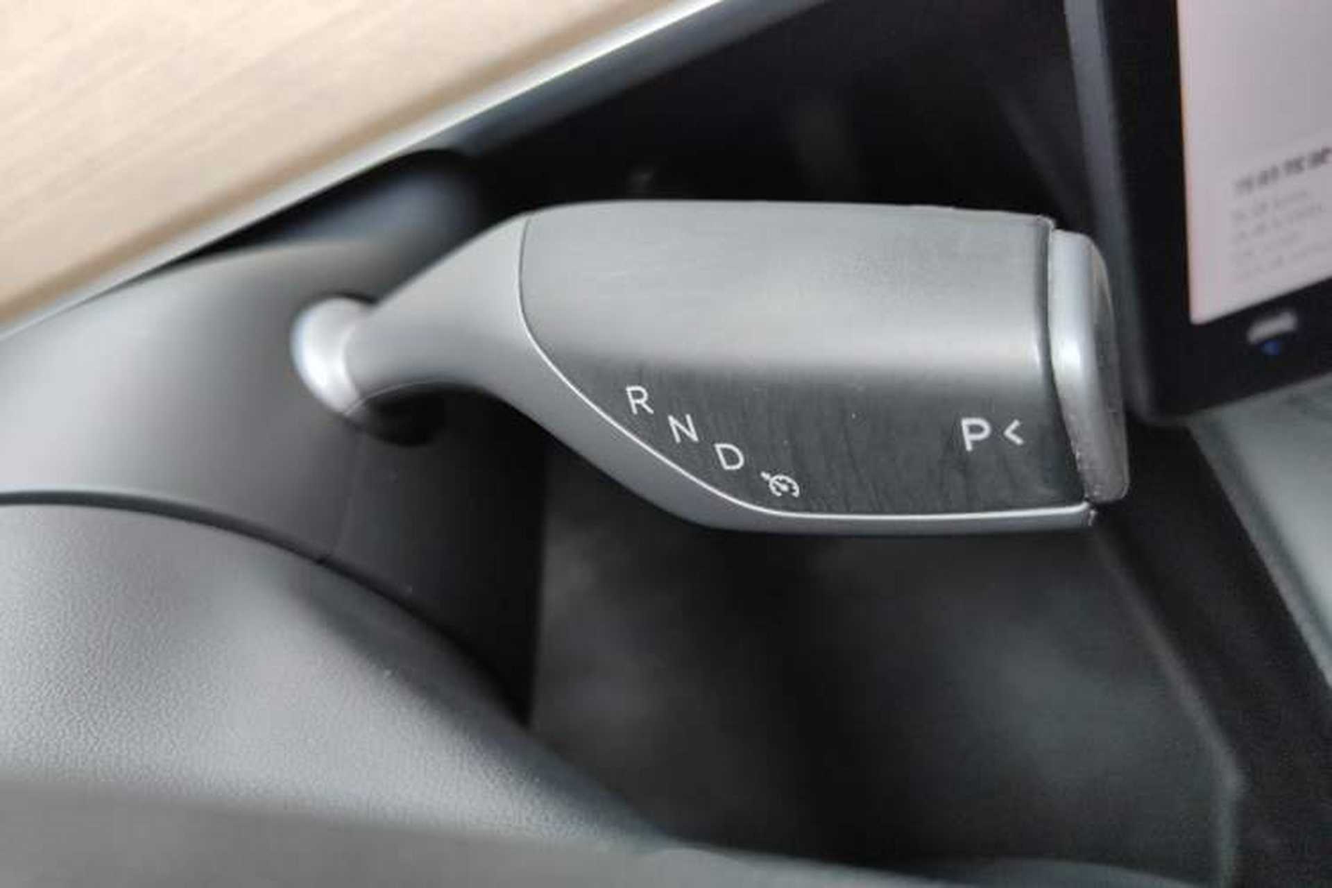 Used Tesla Model Y 2021 Standard Range Rear-Wheel Drive Version Gear Lever