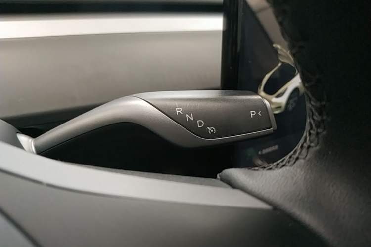 Used Tesla Model Y 2021 Standard Range Rear-Wheel Drive Version Gear Lever