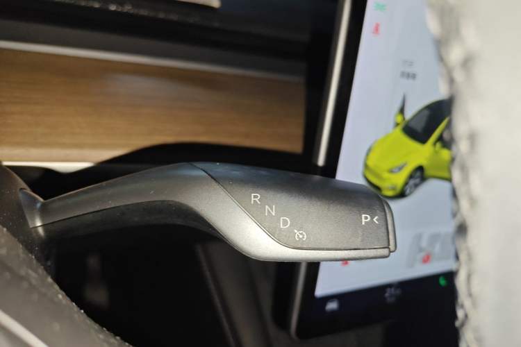 Used Tesla Model Y 2021 Long-Range All-Wheel-Drive Version Gear Lever