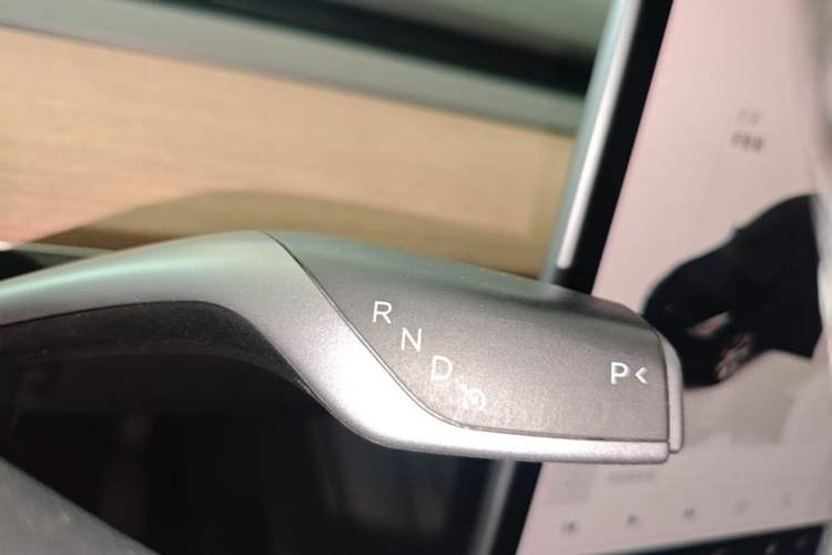 Used Tesla Model Y 2021 Revised Version 2 Long-Range All-Wheel-Drive Edition Gear Lever