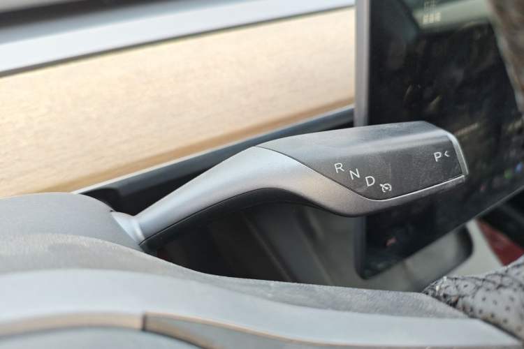 Used Tesla Model Y 2021 Standard Range Rear-Wheel Drive Version Gear Lever