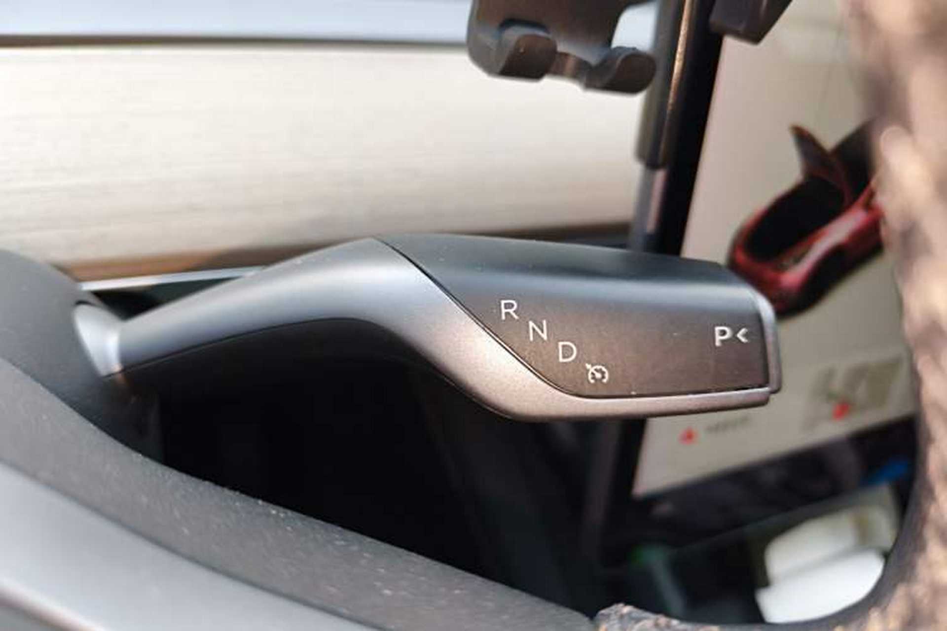 Used Tesla Model Y 2021 Long-Range All-Wheel-Drive Version Gear Lever