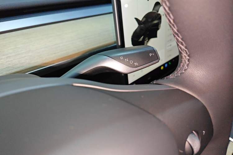 Used Tesla Model Y 2021 Standard Range Rear-Wheel Drive Version Gear Lever