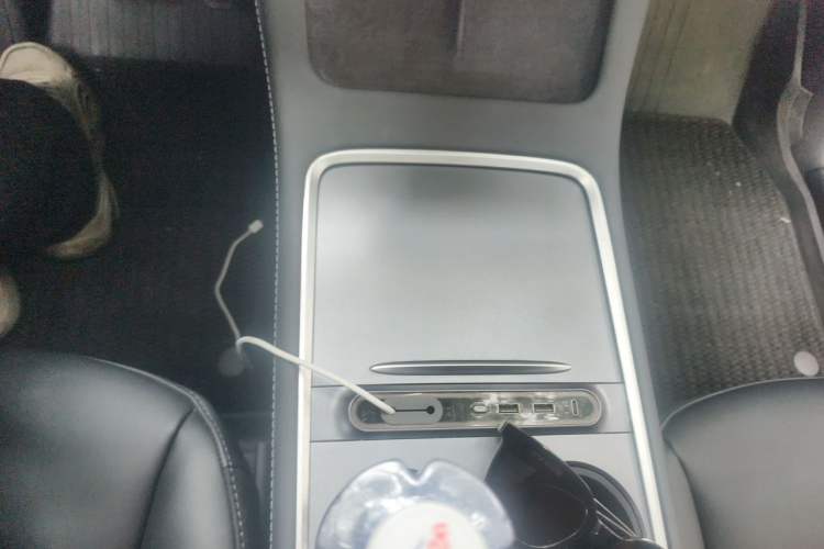 Used Tesla Model Y 2021 Standard Range Rear-Wheel Drive Version Gear Lever