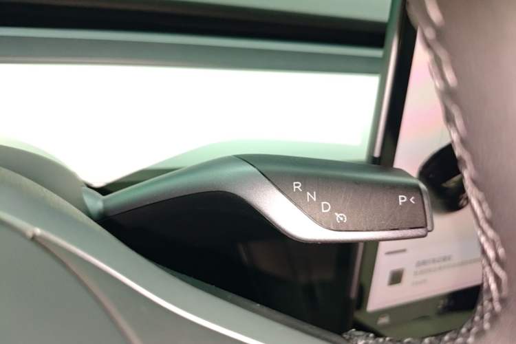 Used Tesla Model Y 2021 Standard Range Rear-Wheel Drive Version Gear Lever