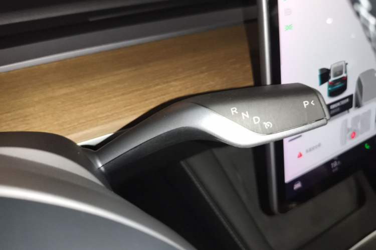 Used Tesla Model Y 2021 Long-Range All-Wheel-Drive Version Gear Lever