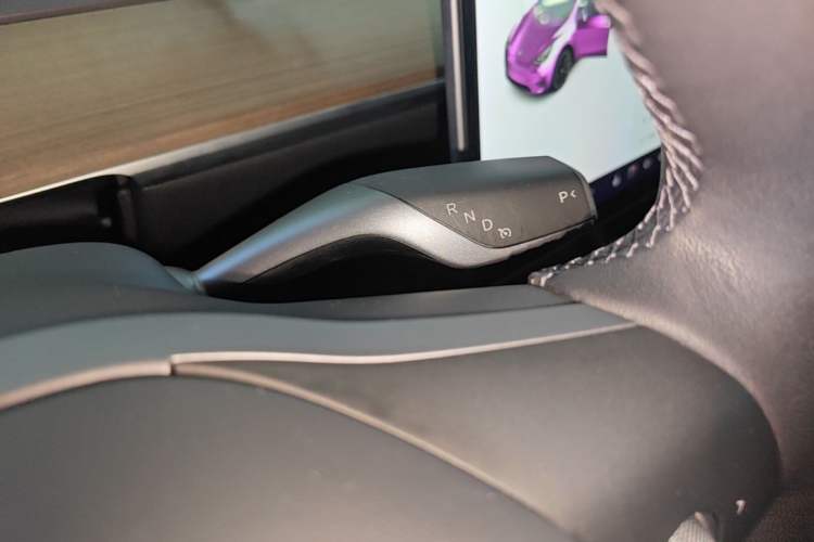 Used Tesla Model Y 2021 Standard Range Rear-Wheel Drive Version Gear Lever