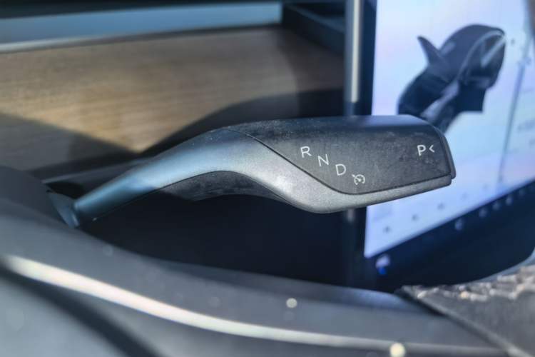 Used Tesla Model Y 2021 Long-Range All-Wheel-Drive Version Gear Lever