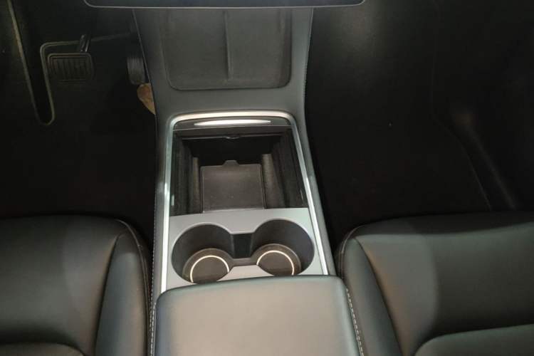 Used Tesla Model Y 2021 Long-Range All-Wheel-Drive Version Gear Lever