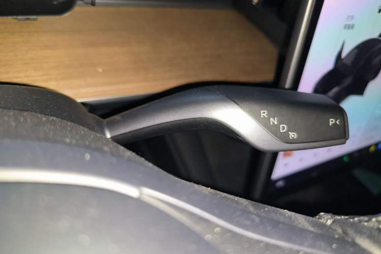Used Tesla Model Y 2021 Standard Range Rear-Wheel Drive Version Gear Lever