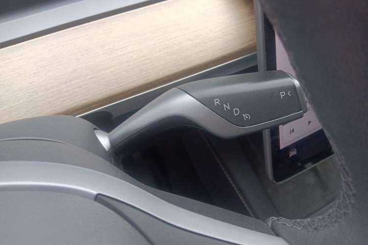 Used Tesla Model Y 2021 Standard Range Rear-Wheel Drive Version Gear Lever