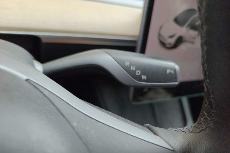 Used Tesla Model Y 2021 Standard Range Rear-Wheel Drive Version Gear Lever