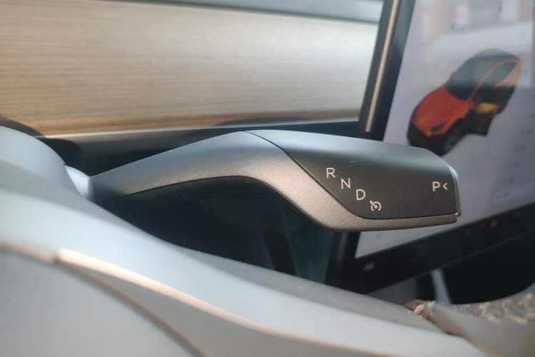 Used Tesla Model Y 2021 Long-Range All-Wheel-Drive Version Gear Lever