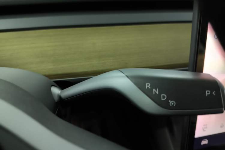 Used Tesla Model Y 2021 Long-Range All-Wheel-Drive Version Gear Lever
