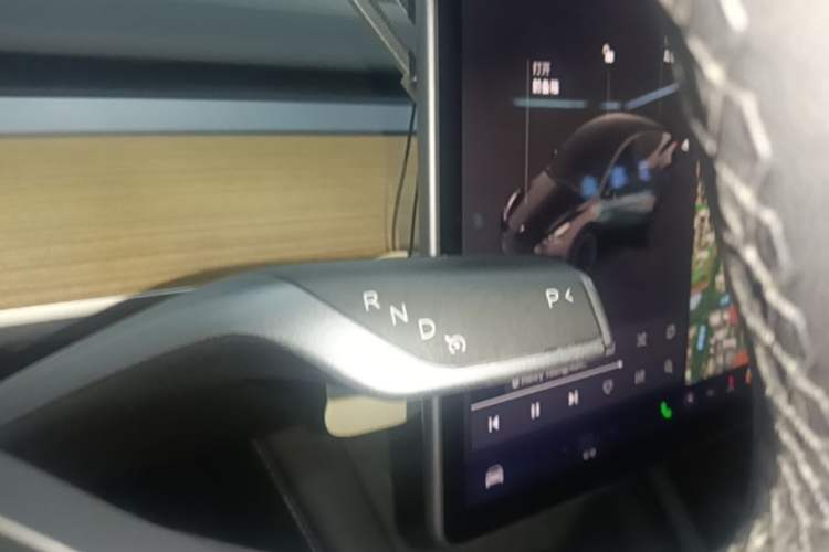 Used Tesla Model Y 2021 Revised Version 2 Long-Range All-Wheel-Drive Edition Gear Lever