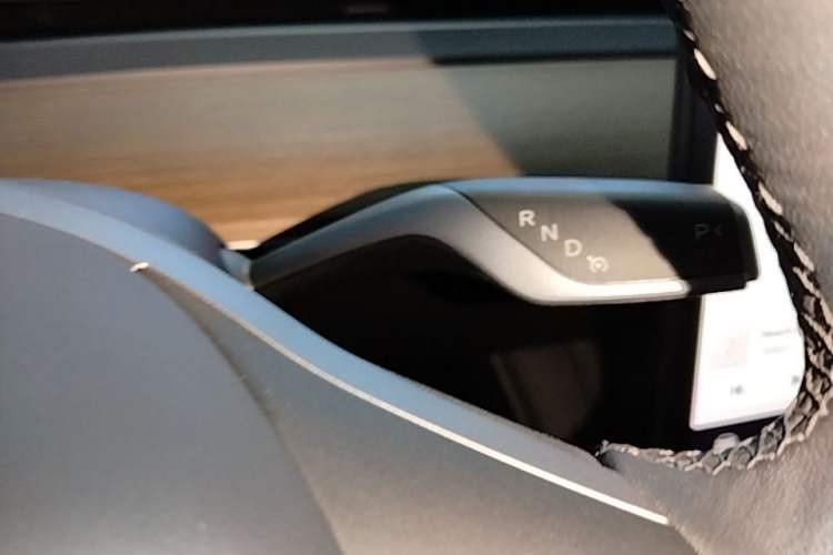 Used Tesla Model Y 2021 Long-Range All-Wheel-Drive Version Gear Lever