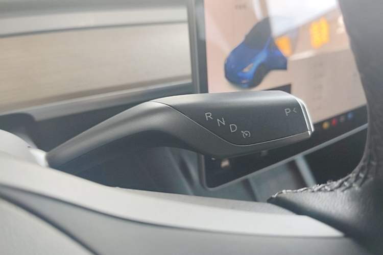 Used Tesla Model Y 2021 Standard Range Rear-Wheel Drive Version Gear Lever