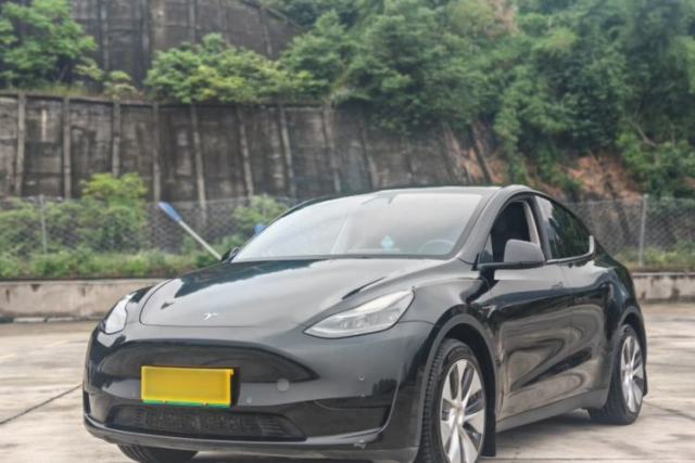 Used Tesla Model Y 2021 Standard Range Rear-Wheel Drive Version