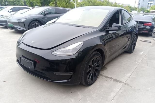 Used Tesla Model Y 2021 Long-Range All-Wheel-Drive Version
