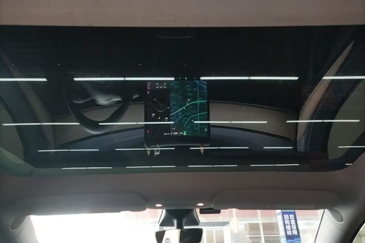 Used Tesla Model Y 2021 Long-Range All-Wheel-Drive Version Headliner