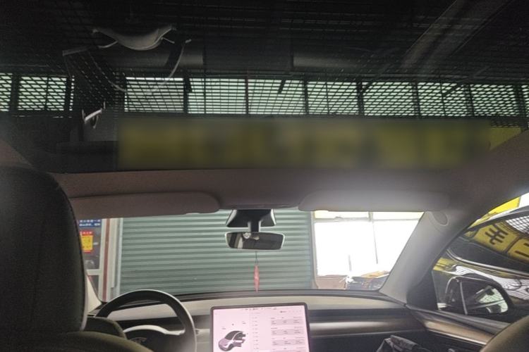 Used Tesla Model Y 2021 Standard Range Rear-Wheel Drive Version Headliner