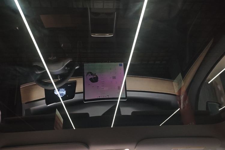 Used Tesla Model Y 2021 Long-Range All-Wheel-Drive Version 3D7 Headliner