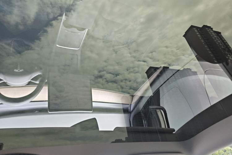 Used Tesla Model Y 2021 Long-Range All-Wheel-Drive Version 3D7 Headliner
