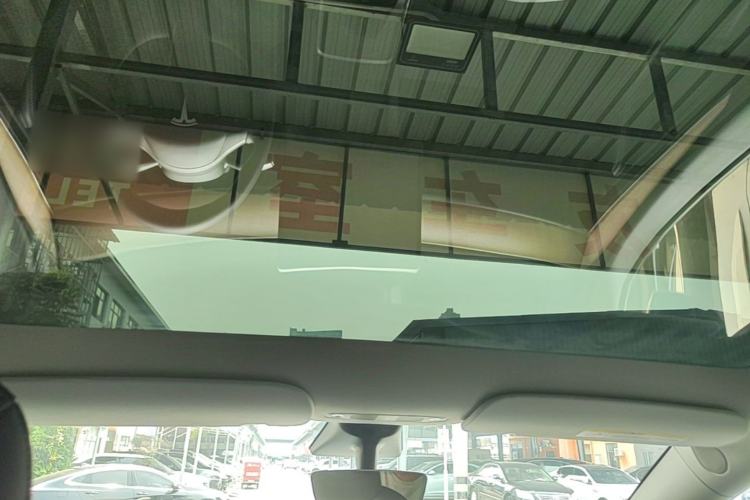 Used Tesla Model Y 2021 Standard Range Rear-Wheel Drive Version Headliner
